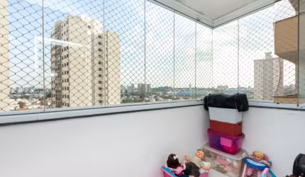 Apartamento de 2 Dormitórios com 1 Vaga - Vila Floresta