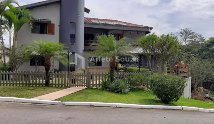Casa em Condomínio para Venda em Arujá, Arujá 5, 3 dormitórios, 3 suítes, 5 banheiros, 4 vagas