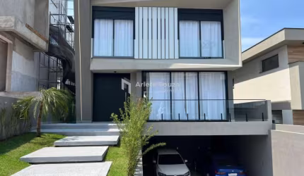 Casa em Condomínio para Venda em Arujá, Residencial Real Park, 4 dormitórios, 4 suítes, 6 banheiros, 4 vagas