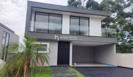Casa em Condomínio para Venda em Arujá, Residencial Real Park, 4 dormitórios, 4 suítes, 6 banheiros, 4 vagas