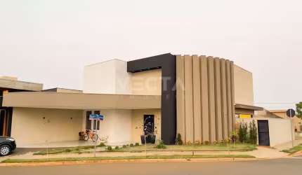 Casa diferenciada no Condomínio Maria Júlia, São José do Rio Preto, SP
