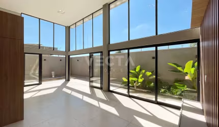 Casa com Pé Direito Alto, Gourmet Integrado e Suíte com Camarim, Residencial Maria Júlia, São José