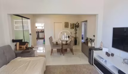 Casa 3 Dormitórios, Sendo 1 Suíte