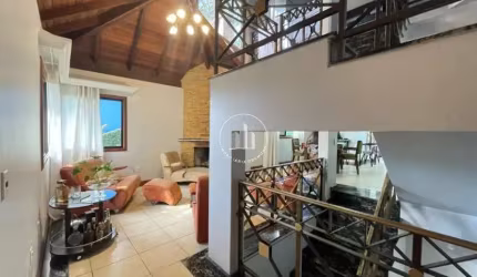 Casa 4 Quartos com 1 Suíte e 260m² - Jardim Atlântico