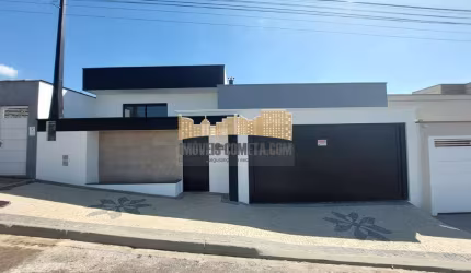 Casa à venda no bairro Recanto do Bosque - São João da Boa Vista/SP