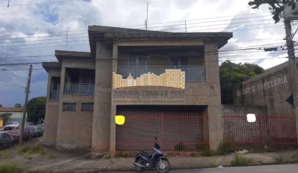 Casa com 2 Salões Comerciais em Vila N. S. de Fátima, São João da Boa Vista/SP