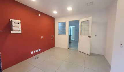 Loja para alugar, 38 m² por R$ 3.590,75/mês - Várzea - Teresópolis/RJ