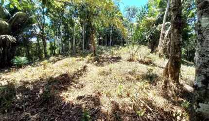Terreno a venda em excelente condomínio residencial