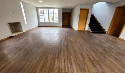 Casa com 3 dormitórios à venda, 200 m² por R$ 1.490.000 - Albuquerque - Teresópolis/RJ