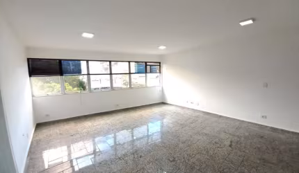 Sala para alugar, 37 m² por R$ 2.761,10/mês - Várzea - Teresópolis/RJ