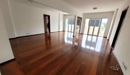 Apartamento com 4 dormitórios à venda, 155 m² por R$ 835.000 - Várzea - Teresópolis/RJ