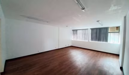 Sala para alugar, 37 m² por R$ 2.000/mês - Várzea - Teresópolis/RJ