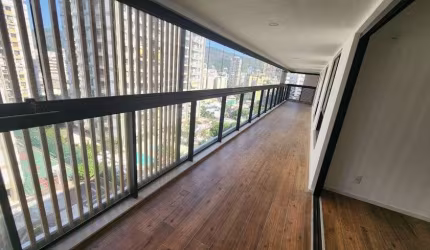 Apto de 144m2 2 vgs com Infratotal em rua silenciosa Botafogo
