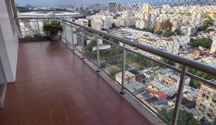 Planta diferenciada com varandão, 3 qts ,2 vgs e infra