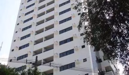 Apartamento para venda possui 80 metros quadrados com 3 quartos em Espinheiro - Recife - PE