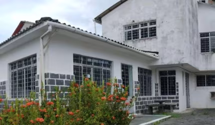 Casa para venda com 290 metros quadrados com 11 quartos na Torre - Recife - PE