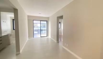 Centro | Apartamento 2 quartos (1 suíte)