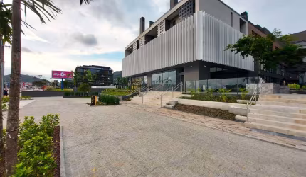 Saco Grande | Loja Comercial 133m² no First
