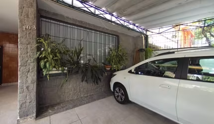 ÓTIMO SOBRADO DE 210 M².