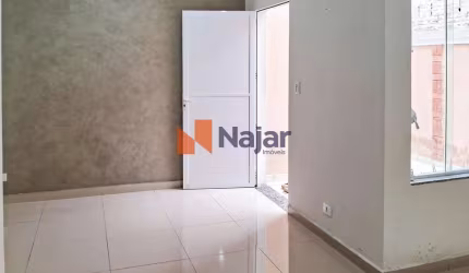 CASA RESIDENCIAL NO CONDOMÍNIO ALEXANDRIA