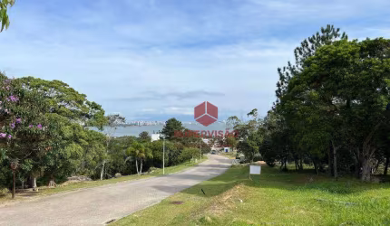 Terreno à venda, 2402 m² por R$ 2.333.000,00 - Cacupé - Florianópolis/SC