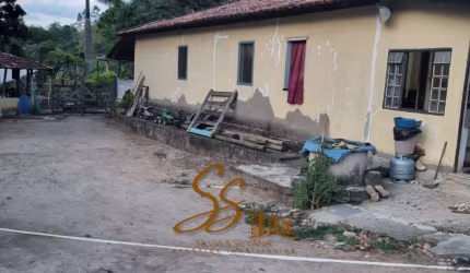 Lindo Sítio em Azurita, Mateus Leme – Região da Cachoeira