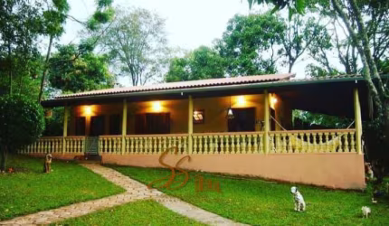 Sítio em Azurita – Mateus Leme/MG  Área Total: 7.000 m²