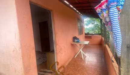 Casa à Venda – Bairro Araçás, Mateus Leme