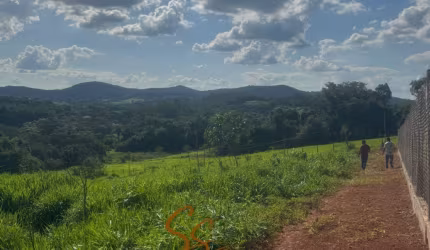 CHÁCARA À VENDA – SERRA AZUL, MATEUS LEME