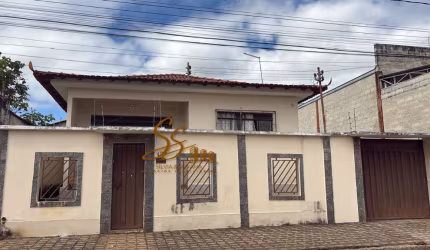 Casa à venda no bairro Nossa Senhora do Rosário — Mateus Leme/MG!