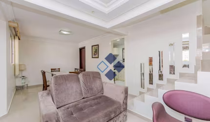Maravilhoso Sobrado com 3 dormitórios à venda, por R$ 620.000 - São Braz - Curitiba/PR