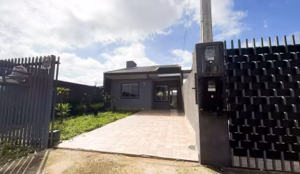 Casa com 3 quartos à venda na Rua Rio da Graciosa, 129, Iguaçu, Fazenda Rio Grande por R$ 315.000
