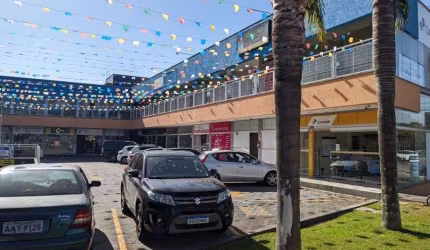 Loja para alugar, 30.00 m2 por R$1200.00  - Novo Mundo - Curitiba/PR