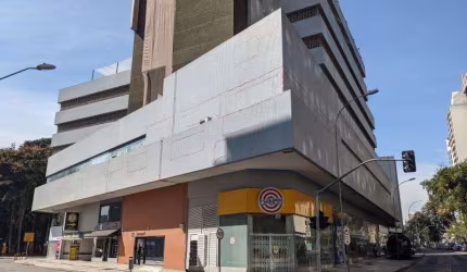 Apartamento com 2 quartos  para alugar, 48.00 m2 por R$2000.00  - Centro - Curitiba/PR