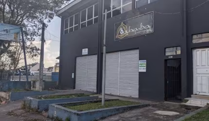 Loja para alugar, 185.77 m2 por R$5000.00  - Xaxim - Curitiba/PR
