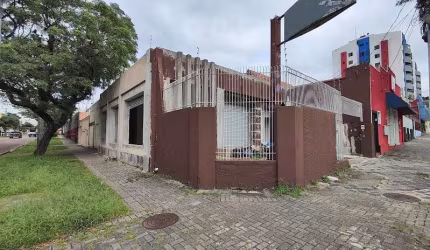 Casa Comercial para alugar, 170.00 m2 por R$3800.00  - Centro - Curitiba/PR