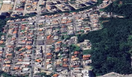 Terreno com 1150 m² na Praia dos Amores