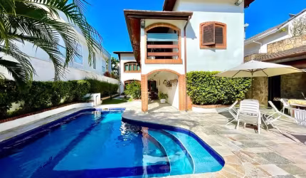 Casa pé na areia para locação Anual e temporada com flexibilidade na negociação em Riviera de São Lourenço!