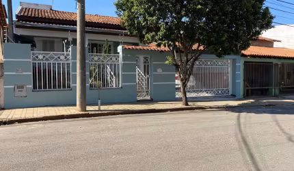 Casa Térrea com 3 Quartos de 168m² à venda - Vila Cordenonsi, Americana (SP)