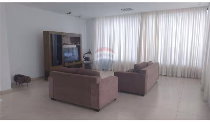 EXCELENTE CASA À VENDA NO BAIRRO NOVO HORIZONTE !
