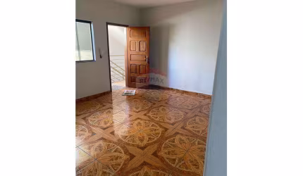APARTAMENTO ESPAÇOSO NO BAIRRO ROCHEDO!