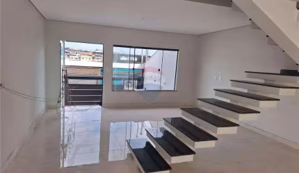 Casa Moderna à Venda no Bairro Progresso !
