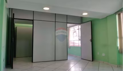 Comercial Ideal no Centro de Conselheiro Lafaiete MG!