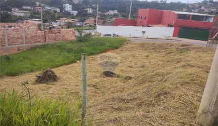 TERRENO Á VENDA NO BAIRRO  SANTO  AGOSTINHO !