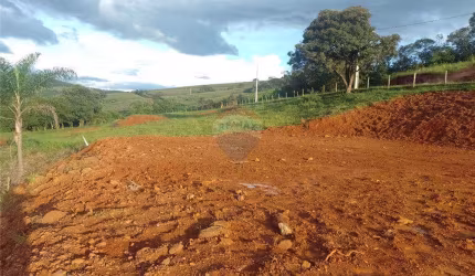 TERRENO A VENDA NA CIDADE DE ITAVERAVA!