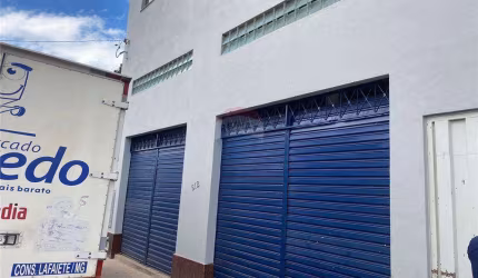 Galpão de 250 metros para locação no bairro Jardim América!