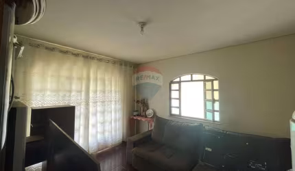 Casa no bairro São Dimas com 2 moradas