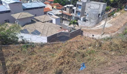 OPORTUNIDADE ! LOTE Á VENDA NO BAIRRO ARCÁDIA!