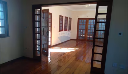 CASA PARA LOCAÇÃO NO BAIRRO SÃO DIMAS !