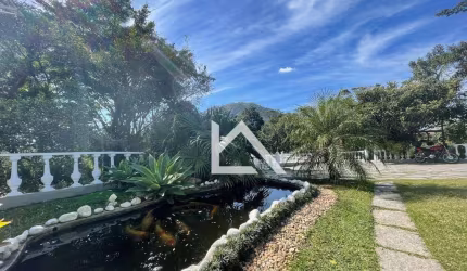 Casa à venda, 512 m² por R$ 2.350.000,00 - Carlos Guinle - Teresópolis/RJ